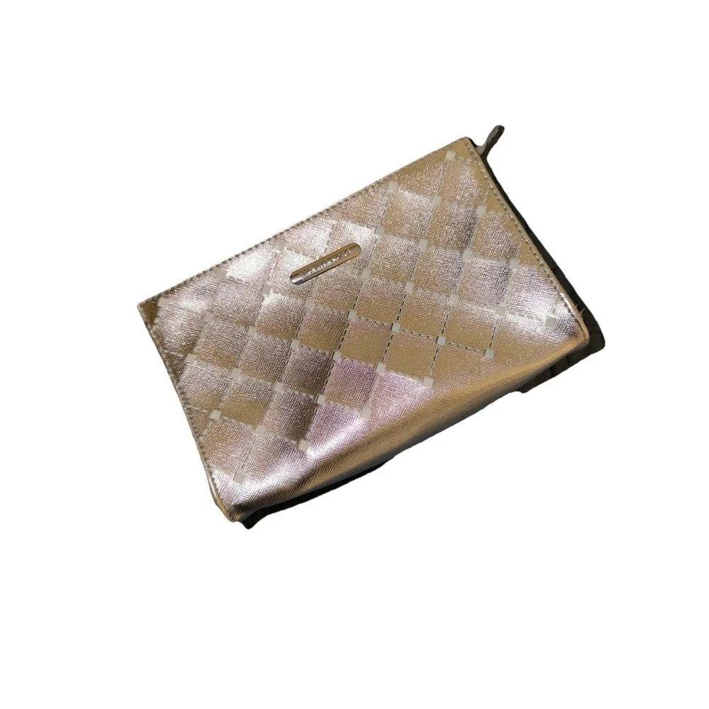 Michael Kors Silver Cosmetic Bag Case Women Travel Make‎ Up Case